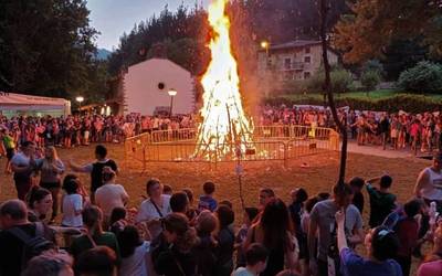 Laudiok bere bi jai ezagunenekin hasiko du uda: San Joan Astobitza eta San Pedropeko