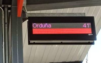 Matxura bat atzerapenak sortzen ari da Renfeko tren zerbitzuan