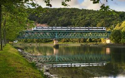 Zumaia eta Donostia arteko tren zerbitzua indartu dute uda sasoirako