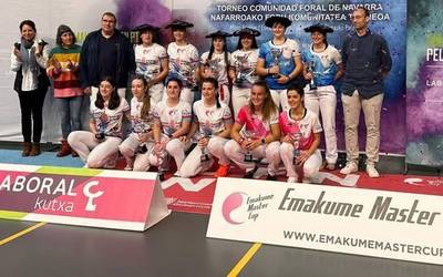 Maialen Larrazaren txapela eta Irati Igoaren trofeoa Lekunberrin