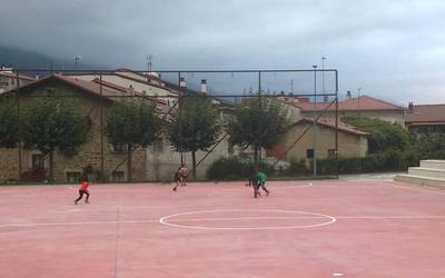 24 Futsal Orduak, Olaztin