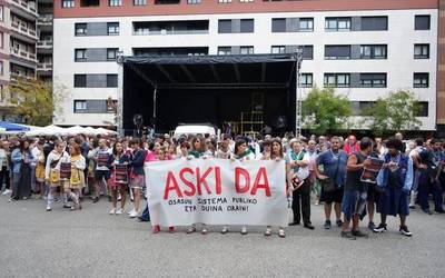 Mediku gabezia salatu eta mobilizaziorako deia egin du LABek, Laudion jazotako azken heriotza dela eta