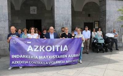 Azkoitiko Udalak "irmo" gaitzetsi du Bilboko hilketa matxista