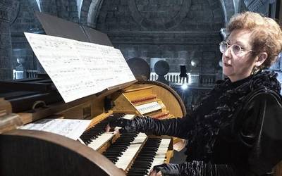 Pilar Cabrera organistaren kontzertua izanen da ortziralean Beran