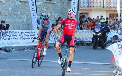 Iker Gomezek Finisher taldearekin egingo du saltoa afizionatuetara