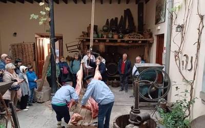 Txarriboda hezur haragitu dute Artziniega Museoan