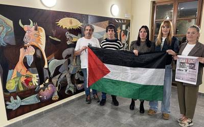 Oihana Plaza: "Oihu ozen bat bidali gura dugu Palestinara"