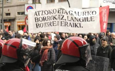 Polizia eta biolentzia