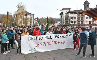 Kaleratzeen kontra mobilizazioekin segitzen dute Benito Menniko langileek