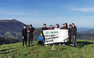 Mendi martxa euskararen alde Mallabian