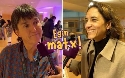 Garbiñe Etxeberria eta Natalia Arroyo bikoteak egiten