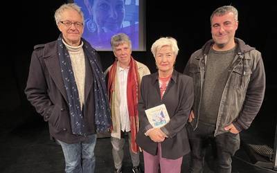 Karmele Igartua sorkuntza beka Gotzone Butronen 'Kaiolatuak' ipuinarendako