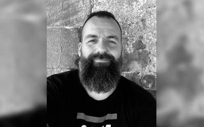 «Bertanek gibelean dituen baloreak plazaratu nahi ditugu»