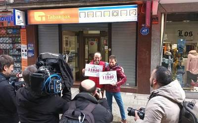10 milioi euro baino gehiago utzi ditu Loteria Nacionaleko hirugarren sariak Laudion