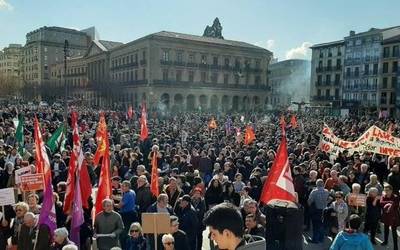 Gutxieneko soldata propio baten aldeko Herri Ekinaldi Legegileak bultzatuko dituzte sindikatu abertzaleek