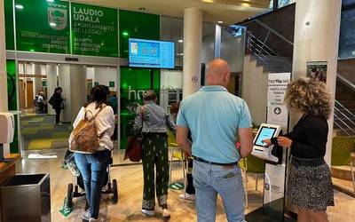 Bide publikoa aldi baterako okupatu behar duten laudioarrek HAZen edo egoitza elektronikoan izapidetu beharko dute kudeaketa