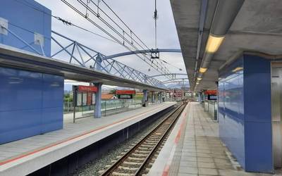 Metro-zerbitzua etenda dago Plentzia eta Ibarbengoa artean, matxura tekniko baten eraginez