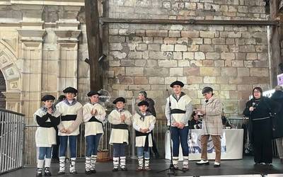 JAEDen zozketako kotxea 47616 zenbakiak irabazi du