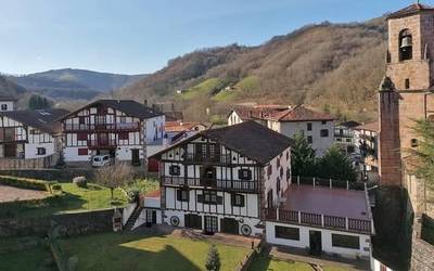 Eskualdean 665 bat etxebizitza dira alokairuan eta horien errenta banaz bertze 520 euro ingurukoa da
