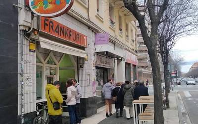 Gaur itxiko ditu ateak Frankfurt tabernak