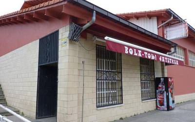 Bolatoki tabernaren ustiapena lehiaketara atera du Udalak