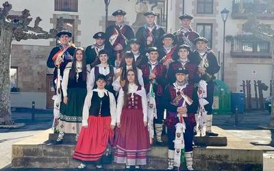 Santa Ageda egunarekin kintoak kalera