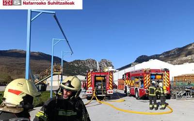Suteak enpresa ebakuarazi zuen
