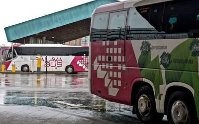 Hamar urtean bikoiztu egin da Gasteizko autobus geltokiko bidaiari kopurua