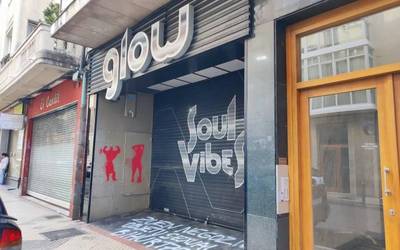 Glow diskoteka seinalatu du Itaiak emakumeen sexualizazioa bultzatzeagatik