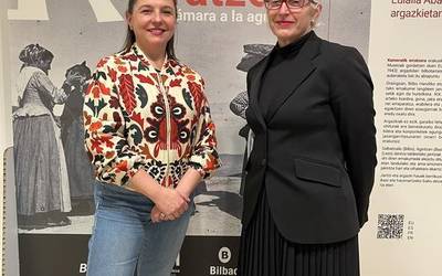 Aloña Intxaurrandieta: "Eulalia Abaituaren garaiko emakumeen errealitatea erakusteko modurik onena iruditzen zaigu"