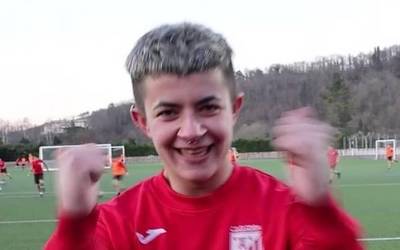 Haundiko futbolariak abilezia jokoan