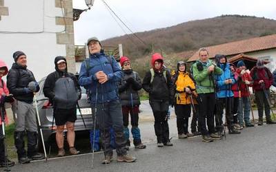 Trabuko Bideko hirugarren etapa osatu dute 86 mendizalek