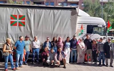 112 toneladagaz Euskal Karabana Solidarioa  Durangotik abiatu da