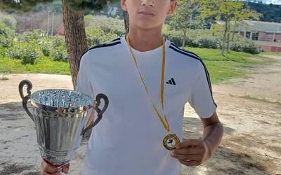 Espainiako txapelketa jokatuko du Mikel Layzak Burdinolarekin, Euskal Selekziotik ere deitu diote eta Sparta Kids nazioarteko txapelketa irabazi berri