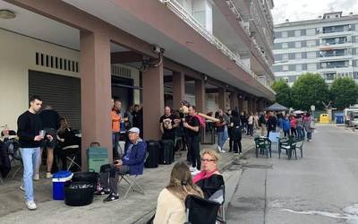 [ARGAZKI GALERIA] Plaza bete paella, Matienako San Prudentzio jaietan