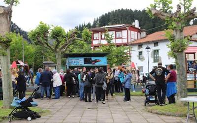 Asteburuan, Garagartza auzoa inoiz baino biziago