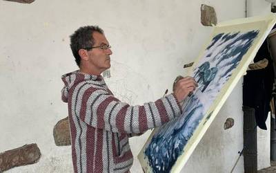 Zumaiako parajeak mihise gainera eraman dituzte kaleko pintura lehiaketan