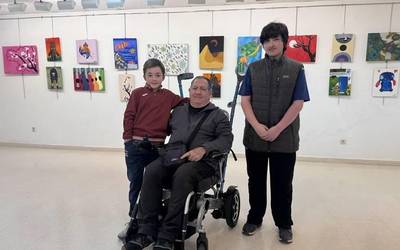 Krabelin pintura eskolako artisten lanak ikusgai