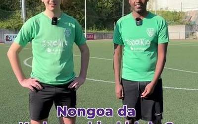 Soraluze futbol taldeko gazte mailako jokalariak galdetegi azkarrean
