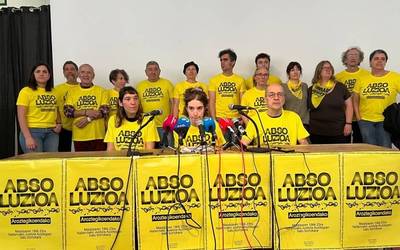 Aroztegiko auzipetutakoentzat absoluzioa eskatu dute 196 aurpegi ezagunek