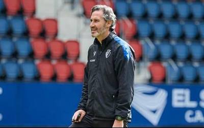 Vicente Morenok ez du Osasunan jarraituko