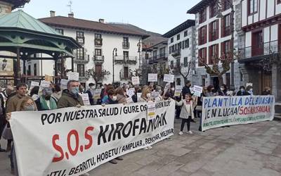 Maiatzaren 31ko manifestaziora joateko deia egin die Osasun Bidasoa Plataformak Bortzirietako herritarrei