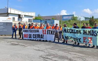 Arcelor Mittalek Legasako lantegia ixteko asmoarekin segitzen duela salatu du ELAk