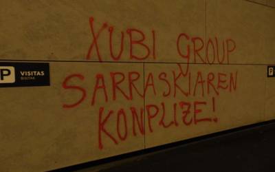 Xubi "Israelen konplize" dela salatzeko pintaketak egin dituzte lantegi horretan