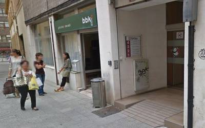 Getxoko Udaltzaingoak gizon bat atxilotu du Algortan, lapurtzen saiatzeagatik