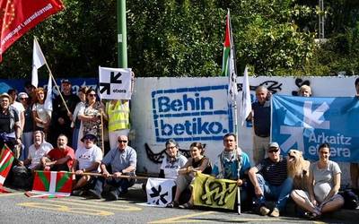 Erregimen itxian dauden euskal presoei lege arrunta aplikatu eta etxerako bidea egin dezaten aldarrikatu dute Berangon eta Getxon