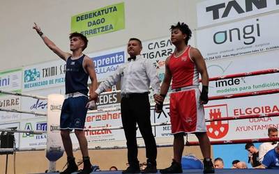 Elgoibar Olaizagako ringetik irten dira Euskadiko boxeo txapeldunak