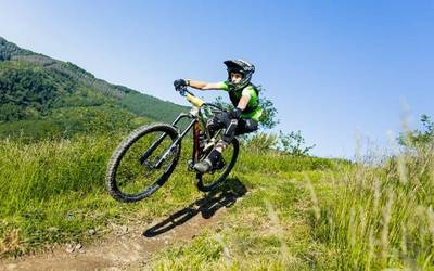 140 txirrindularik parte hartu dute Lesakako III. Bizibide Enduro lasterketan