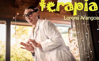 Lorena Arangoaren 'Terapia 2.0' antzerkia larunbatean Donamarian