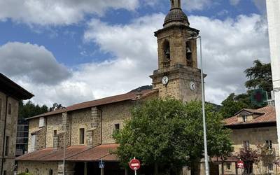 Lapurrak sartu dira Aretxabaletako parrokian